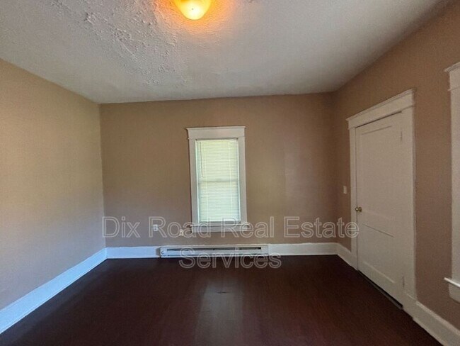 Building Photo - 1618 Taylor
