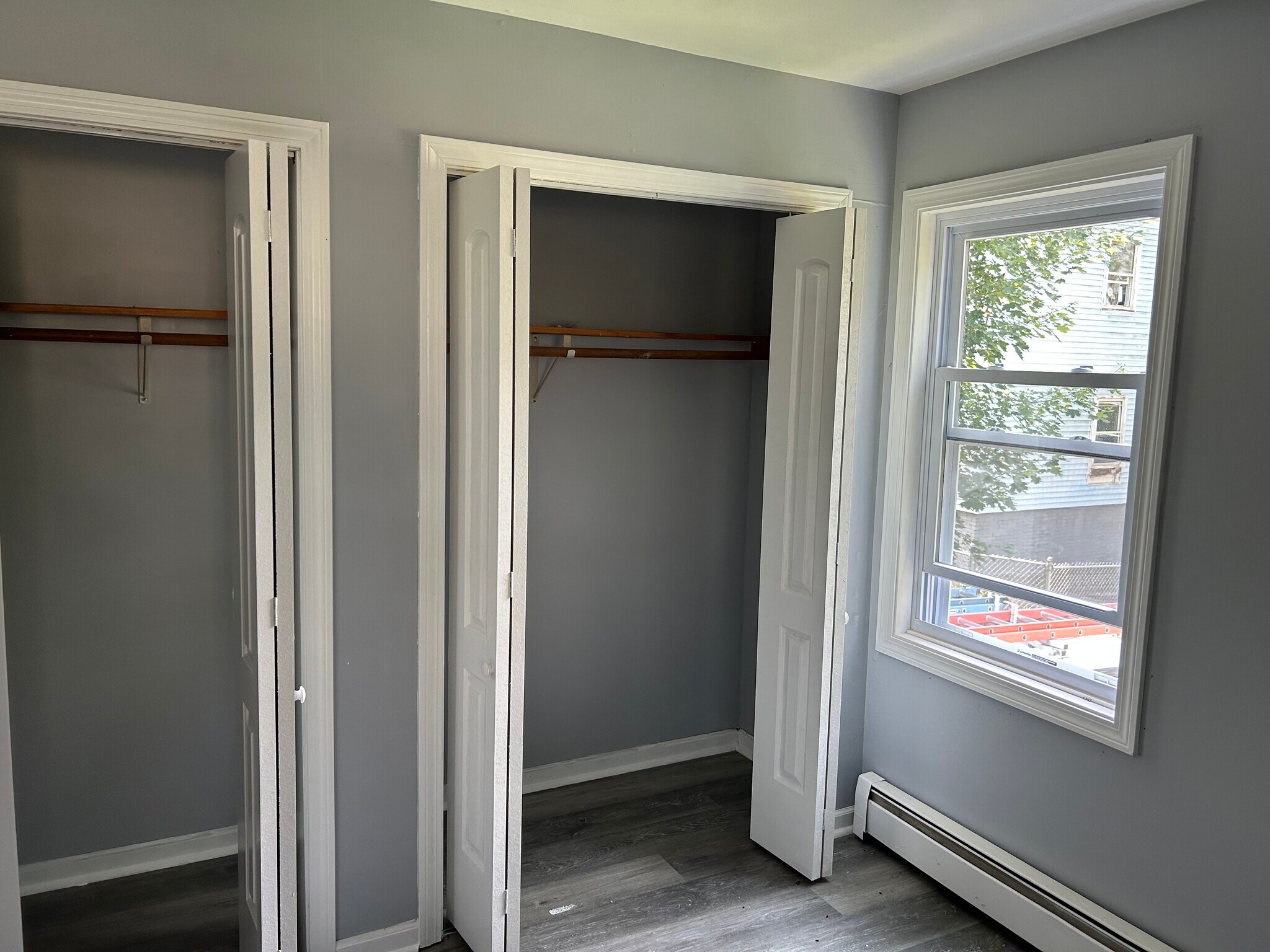 Building Photo - 11 Hawkins St