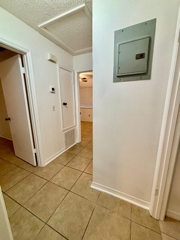 Building Photo - 24 Oriole Cir