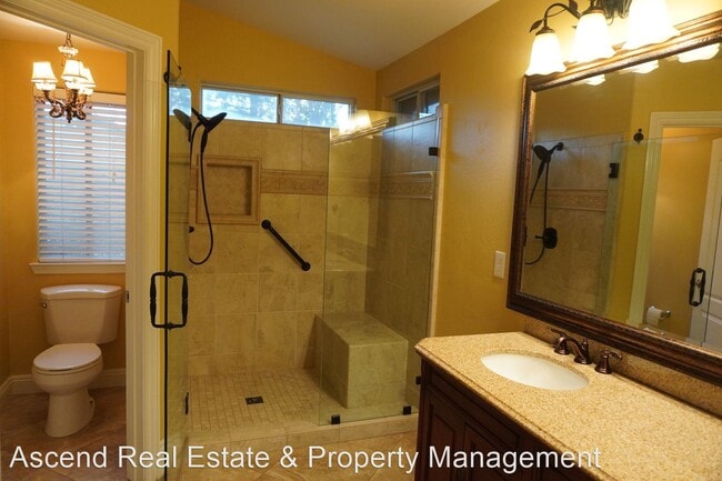 Building Photo - 4 br, 2 bath House - 10405 Heather Valley Dr.