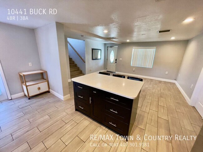 Building Photo - 10441 Buck Rd