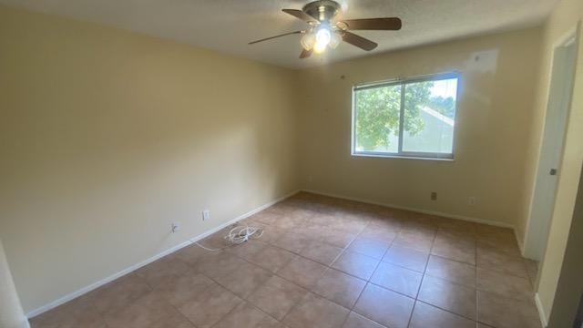 Building Photo - 311 Gardens Dr