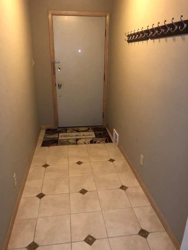 Building Photo - 10321 W North Ave