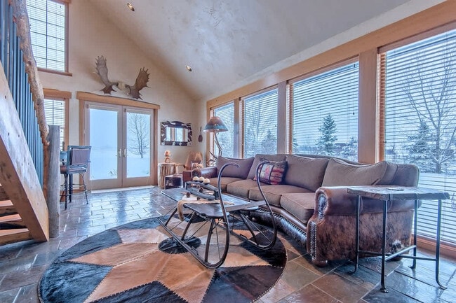Building Photo - 2862 Grand Teton Rd