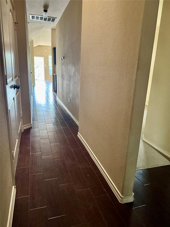 Building Photo - 3000 Whisper Oaks Ln