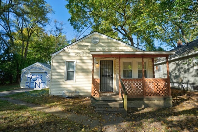 Primary Photo - 2720 Gibson St