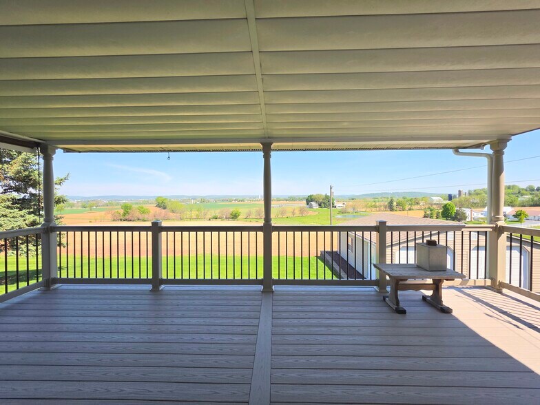 Building Photo - 154 Valley View Dr