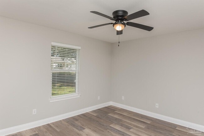 Building Photo - 245 Cary Memorial Dr