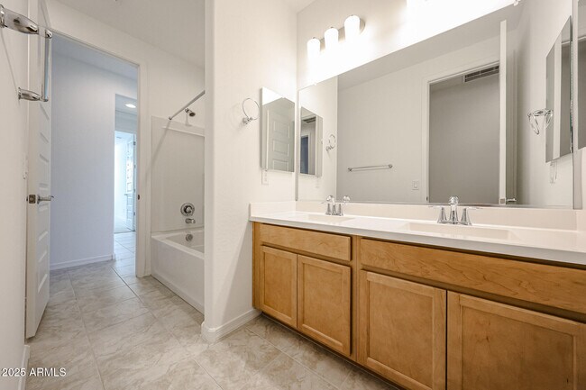 Building Photo - 8721 W Windsor Blvd