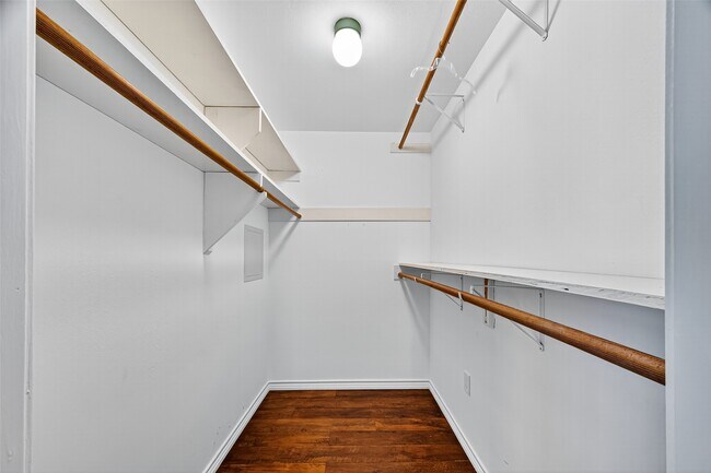 Building Photo - 5150 Jason St