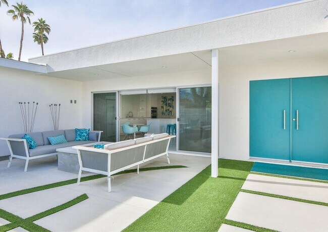 Building Photo - 47956 Silver Spur Trail