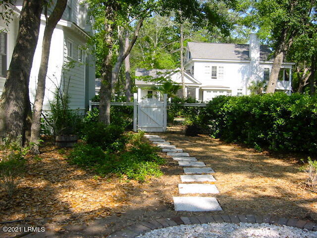 Building Photo - 31 Porcher Pinkney