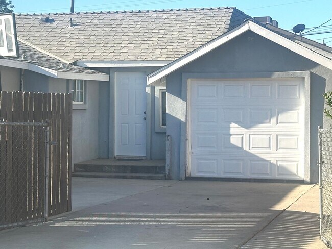 Primary Photo - 209 Ferguson Ave