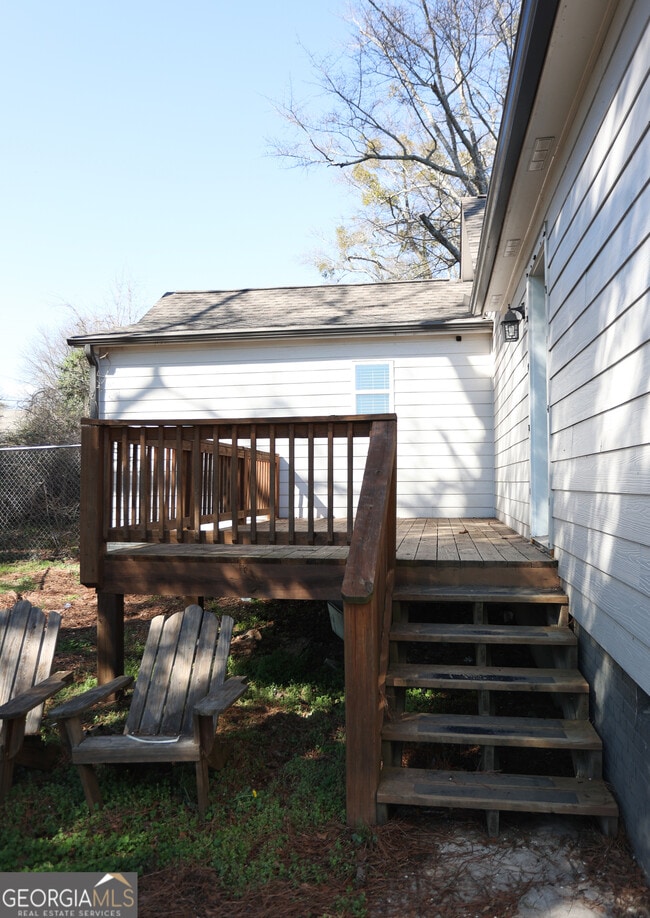 Building Photo - 68 Hayes St