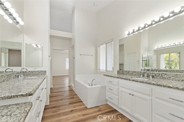 Building Photo - 10 Lyon Ridge