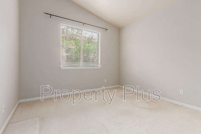 Building Photo - 12591 E Paradise Dr