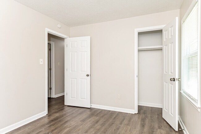 Building Photo - 105 Hidden Pines Dr