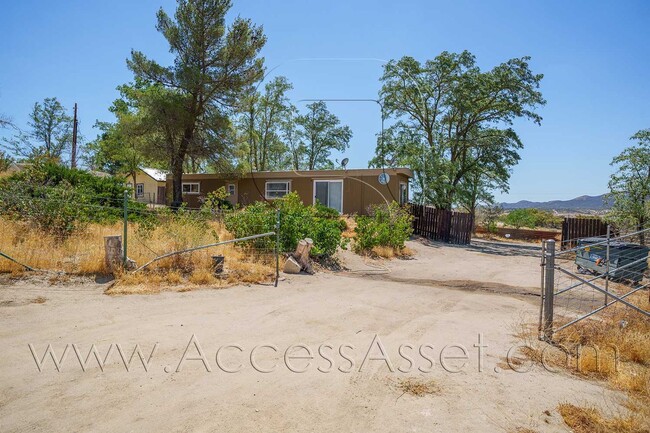 Building Photo - 53300 Cahuilla Rd