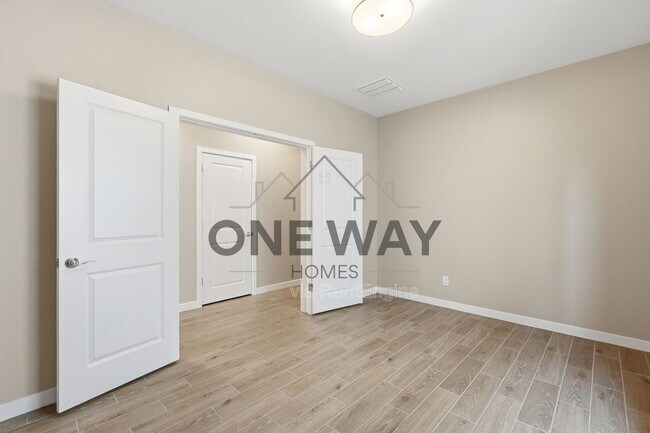 Building Photo - 18180 W Larkspur Dr