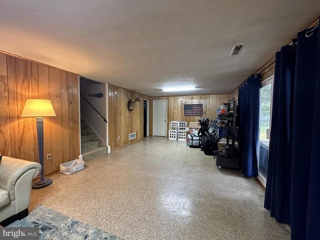 Building Photo - 3910 Forest Grove Dr