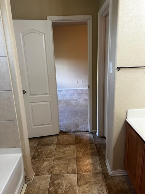 Building Photo - 5702 Sendero Spgs