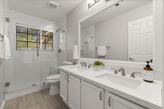 Building Photo - 105 Eagle Rock Cir