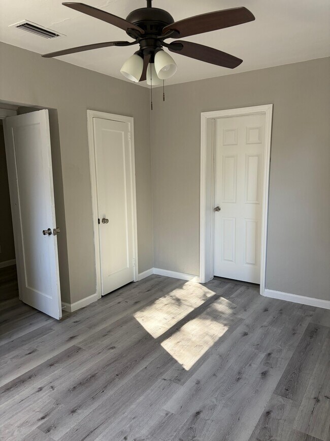 Building Photo - 4664 Blount Ave