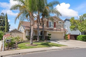 Building Photo - 1366 Jayhawk Ln