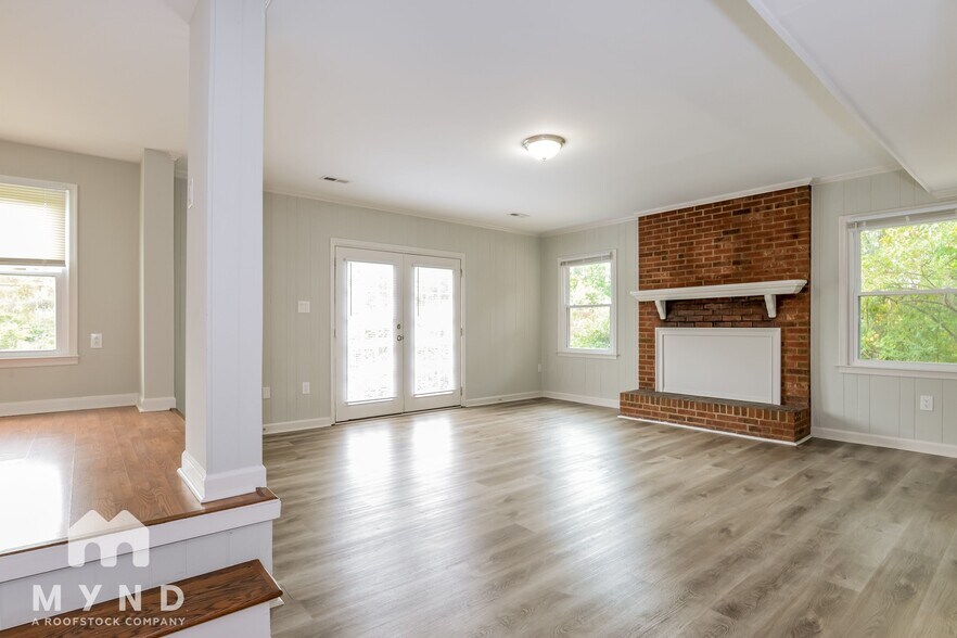 Building Photo - 9144 Joyce Kilmer Dr