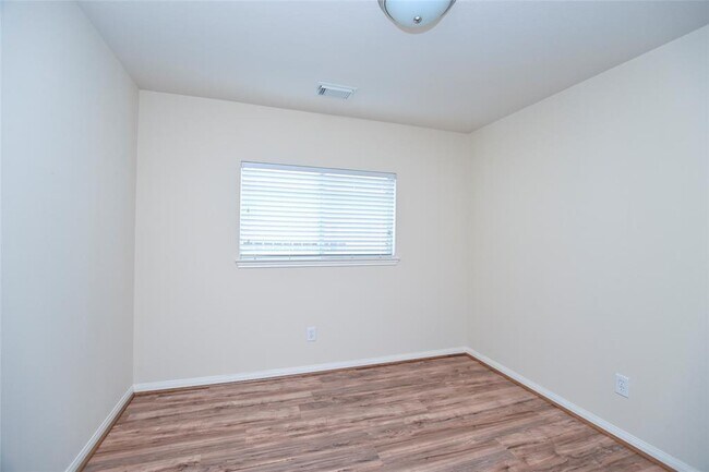 Building Photo - 19119 Canyon Ferry Ln