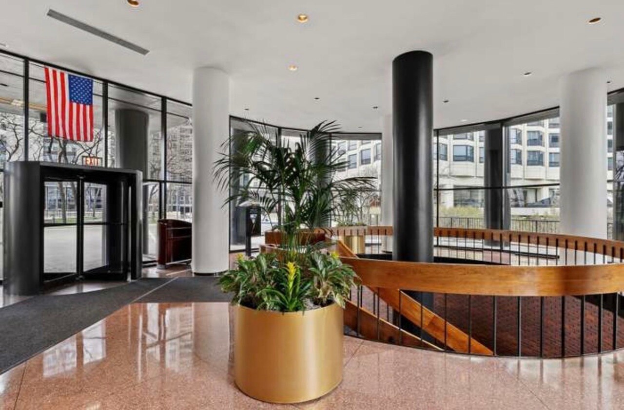 Building Photo - 155 N Harbor Dr