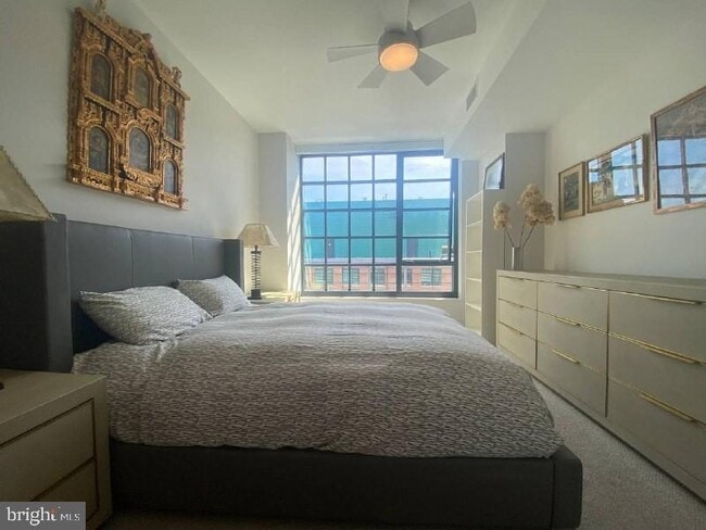 Building Photo - 45 Sutton Square SW