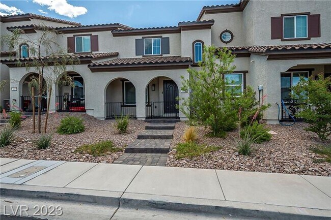 Building Photo - Charming Retreat in 89011