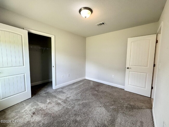 Building Photo - 3851 Redbud Wy