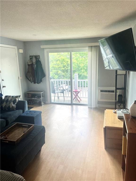 Building Photo - 494 Putnam Pike