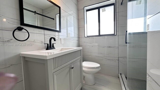 Building Photo - 320 SW 29th Rd