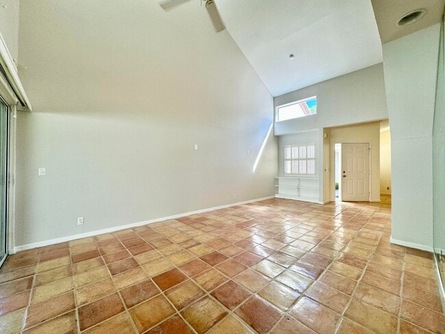 Building Photo - 5142 Majorca Club Dr