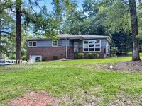 Building Photo - 333 Robertson Ave