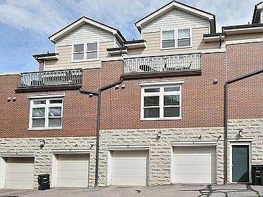 Building Photo - 31 Jackson St