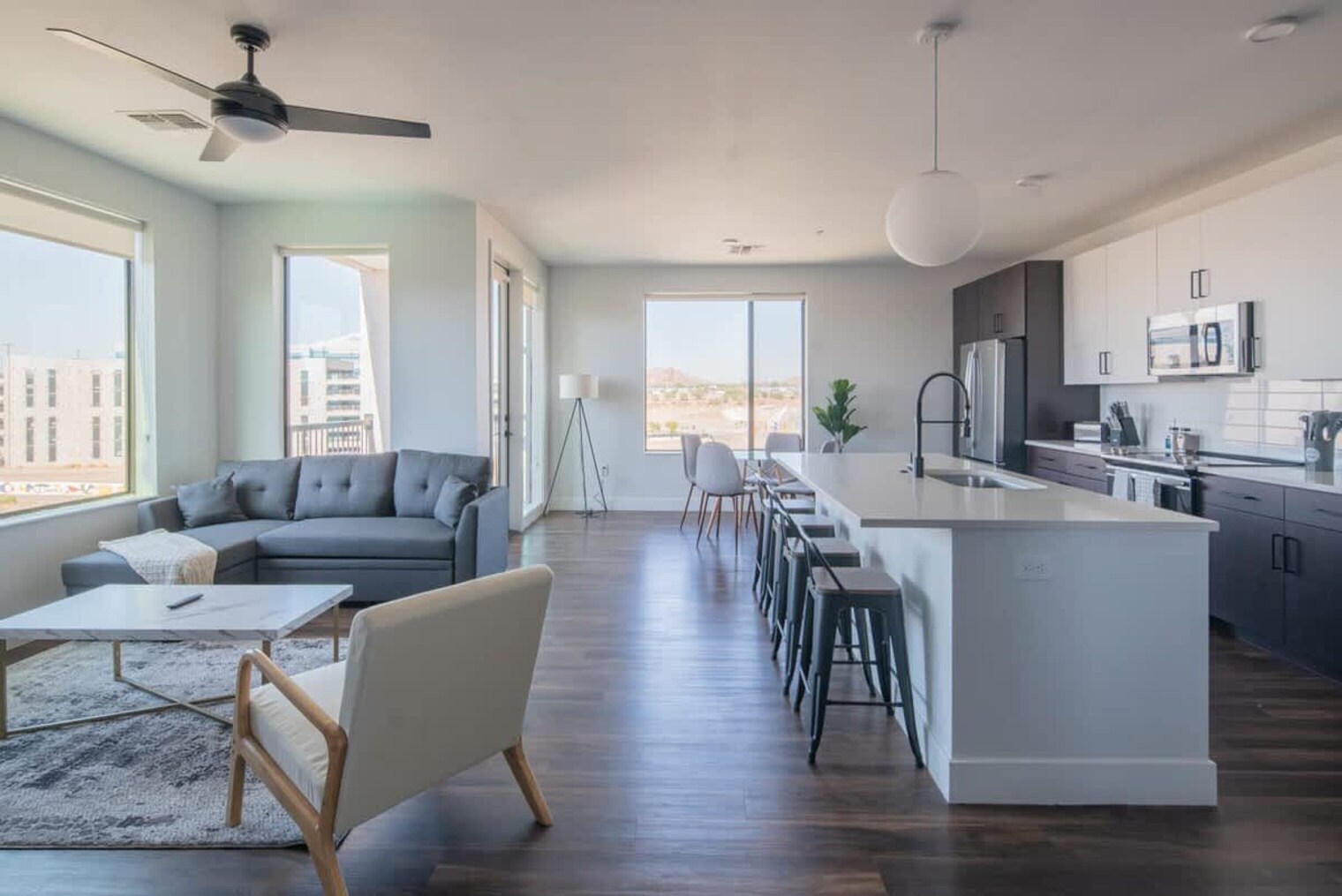 Building Photo - 701 W Rio Salado Pkwy