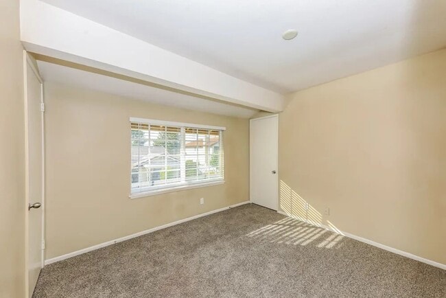 Building Photo - 11419 Rancho La Brea Dr