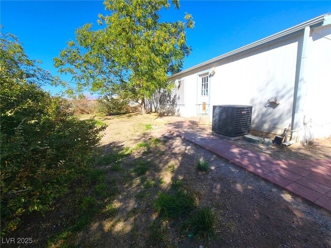 Building Photo - 3720 Rainbow Ave