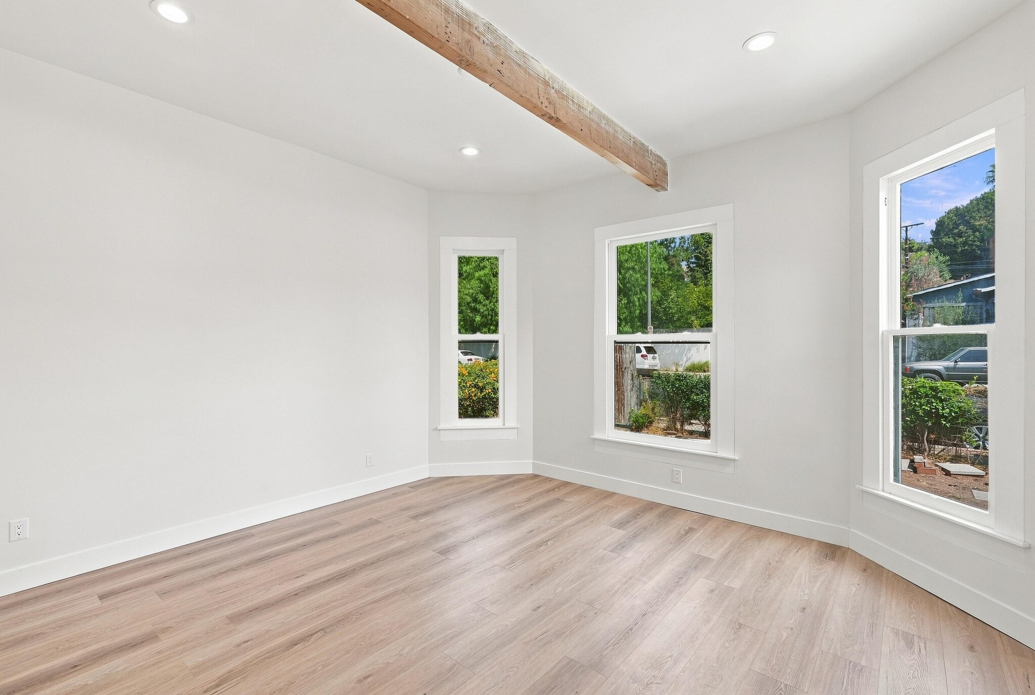 Building Photo - 3410 W 27th St