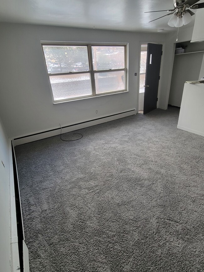 Building Photo - Sleepy Hollow Apartments