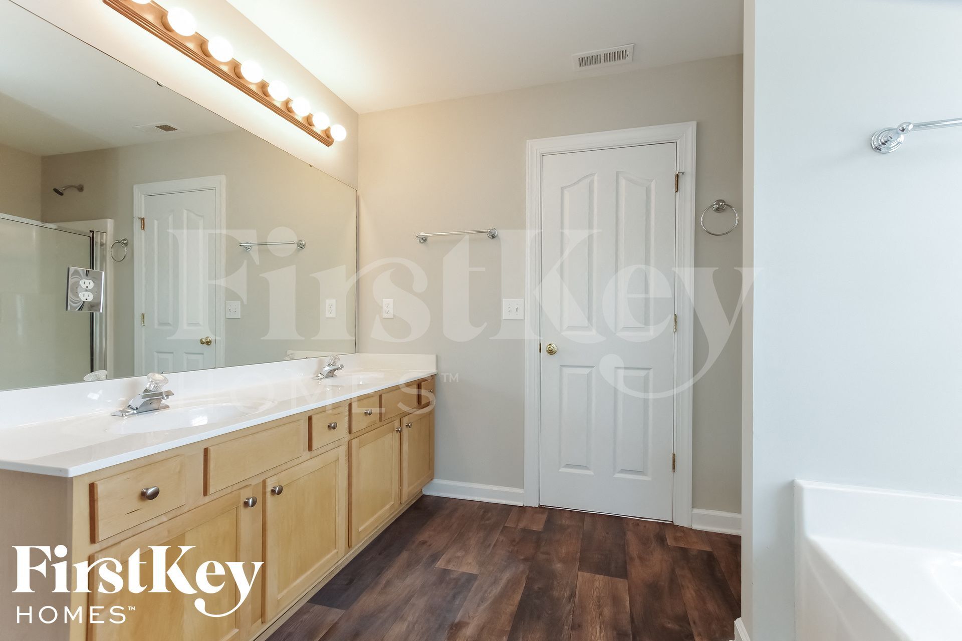 Building Photo - 3026 Windsor Meadow Ln