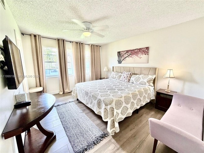 Building Photo - 2707 Nassau Bend