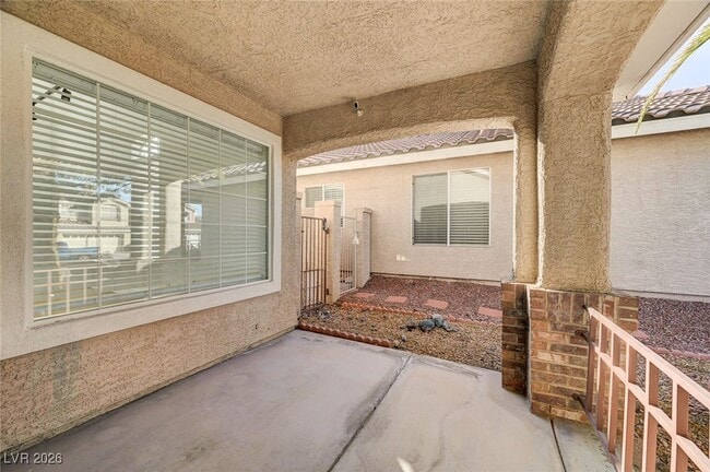 Building Photo - 2403 Rue De Versailles