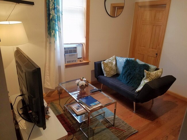 Building Photo - 329 N Preston St