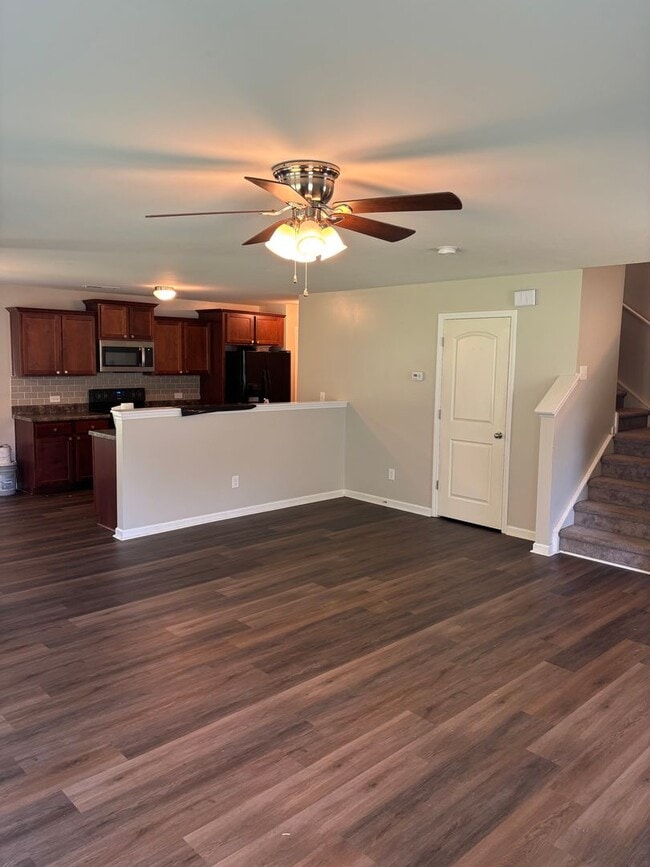 Building Photo - August Rent Free - Elegant, Modern Home in...