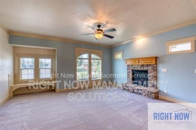 Building Photo - 1076 W Stanhope St